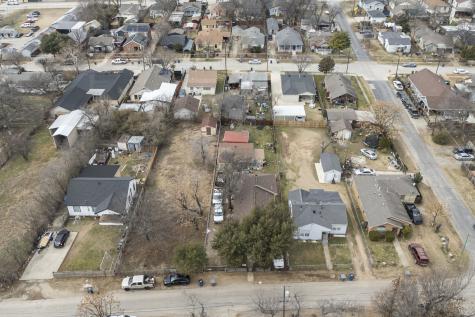 1639 Neal Street Dallas TX 75208