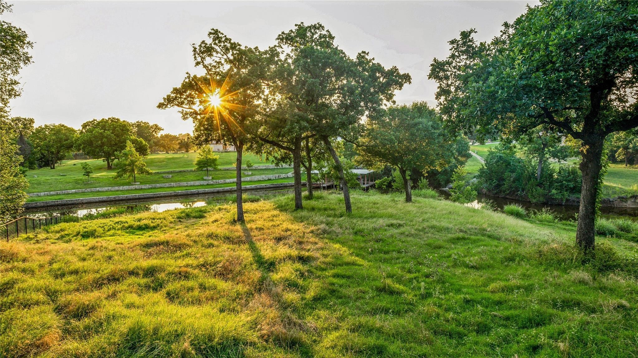 103 S River Oak Court Weatherford TX 76087