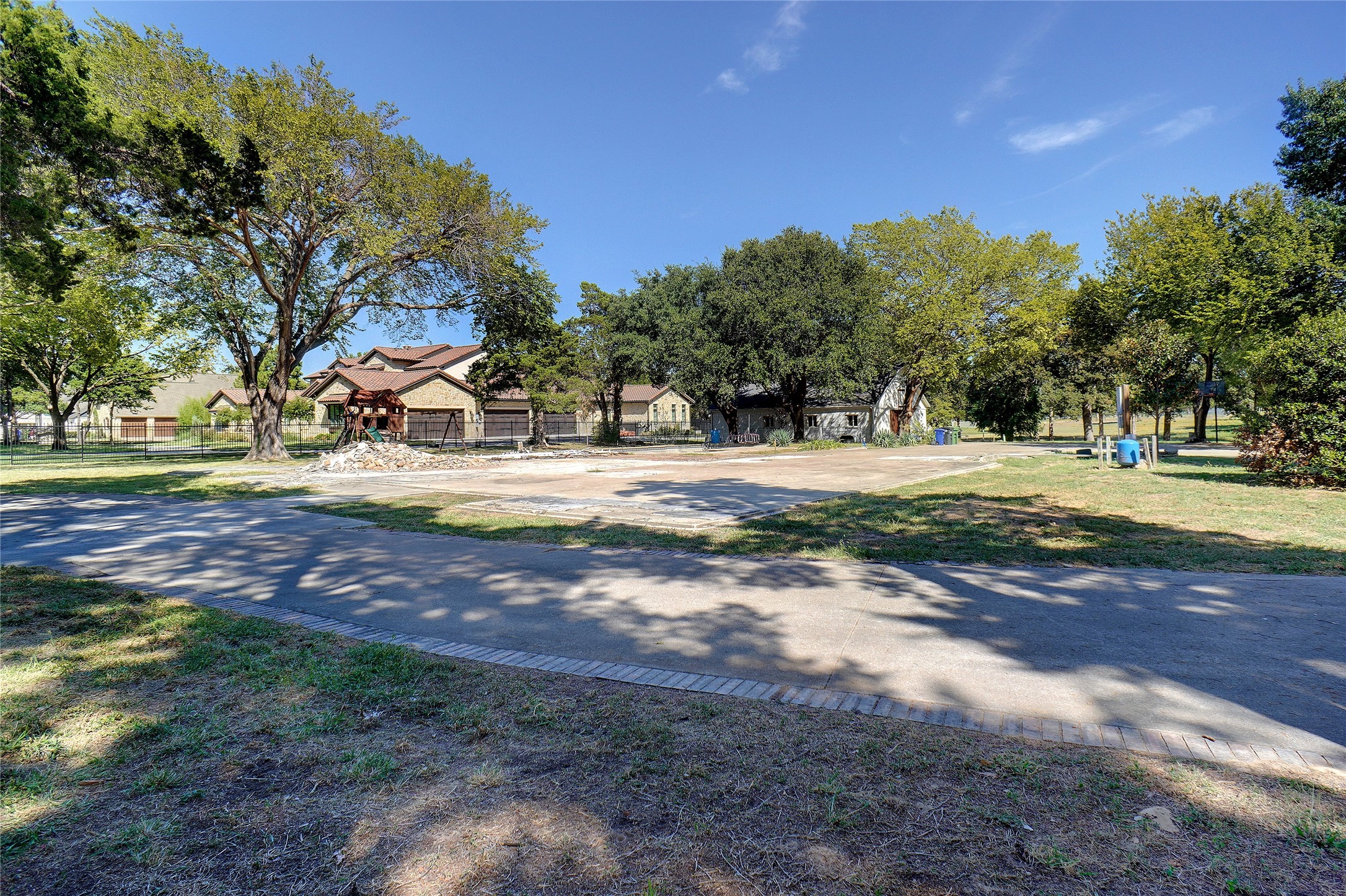 1285 Shady Oaks Drive Southlake TX 76092