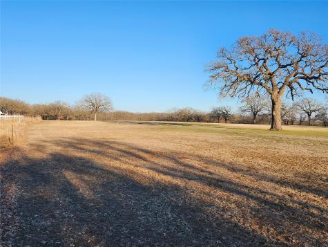 126 Diamond Oaks Drive Nocona TX 76255