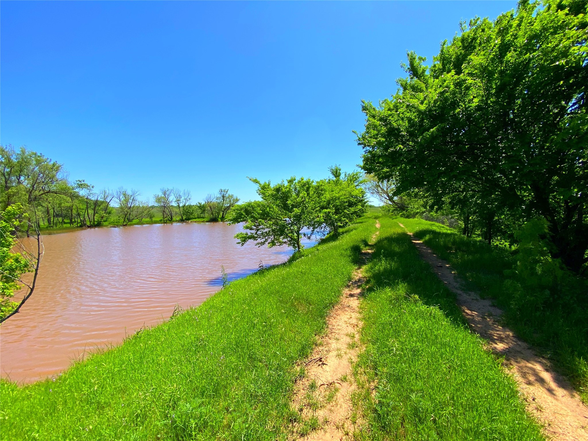 2683 N Highway 81 Bowie TX 76230