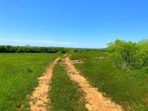 2683 N Highway 81 Bowie TX 76230