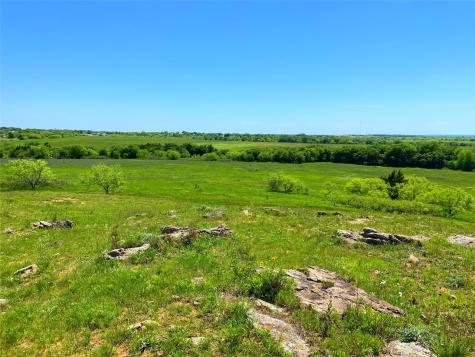 2683 N Highway 81 Bowie TX 76230