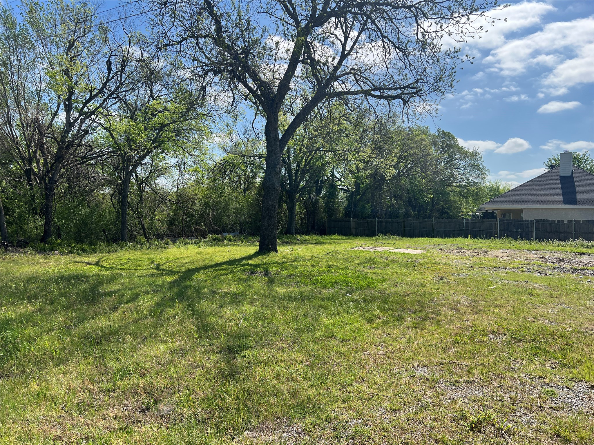 1001 E Buffalo Street Forney TX 75126