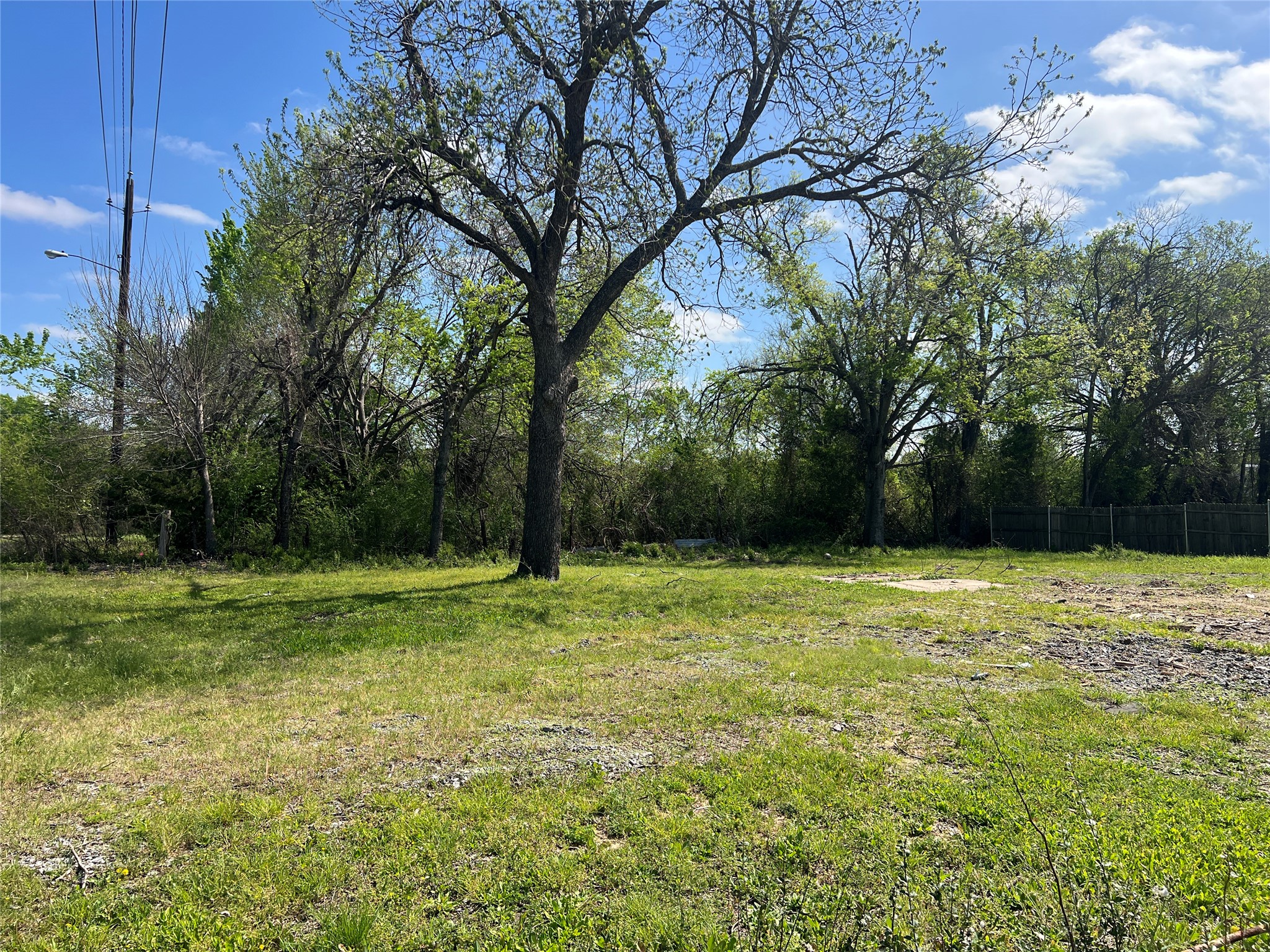 1001 E Buffalo Street Forney TX 75126