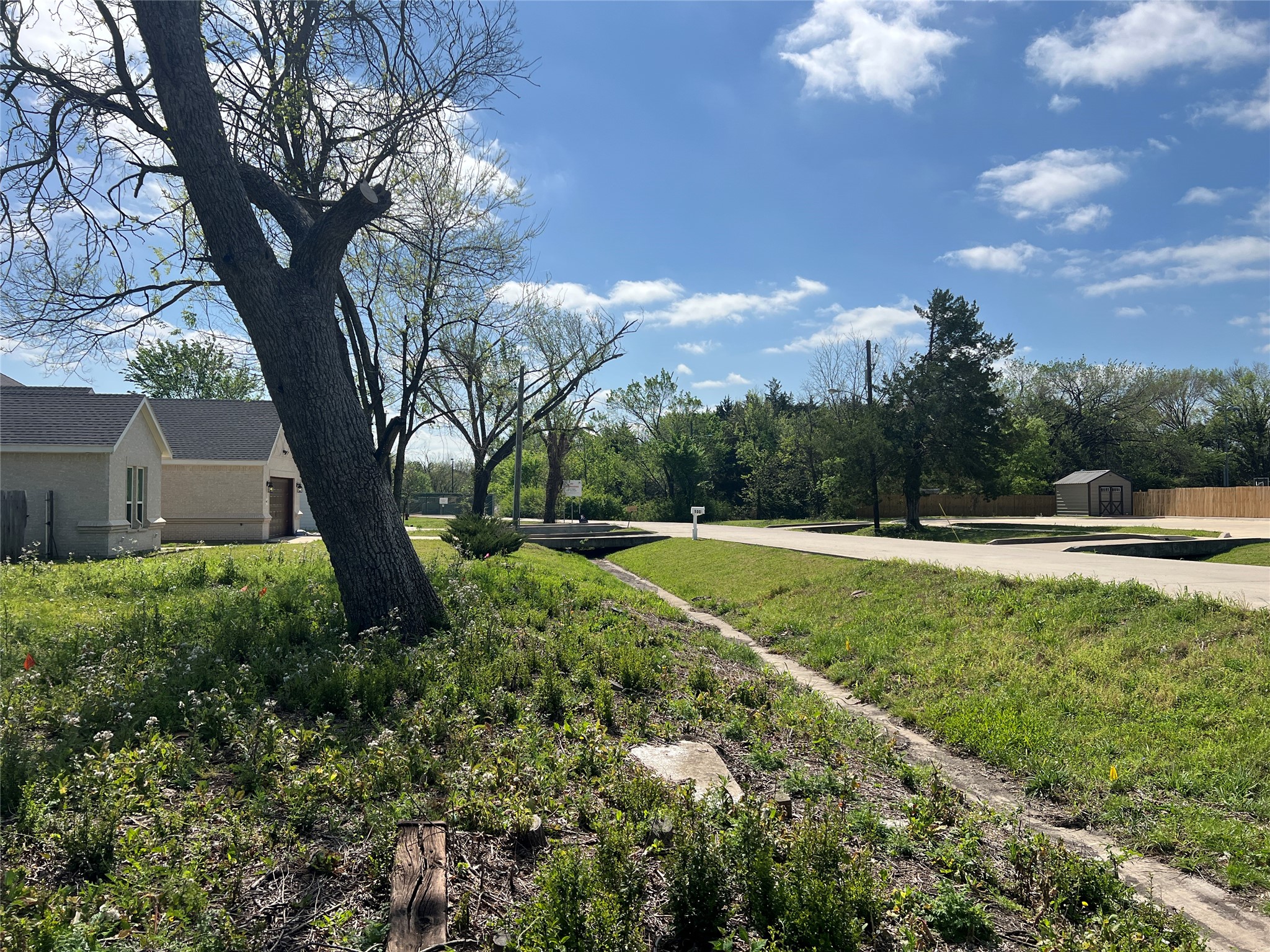 1001 E Buffalo Street Forney TX 75126