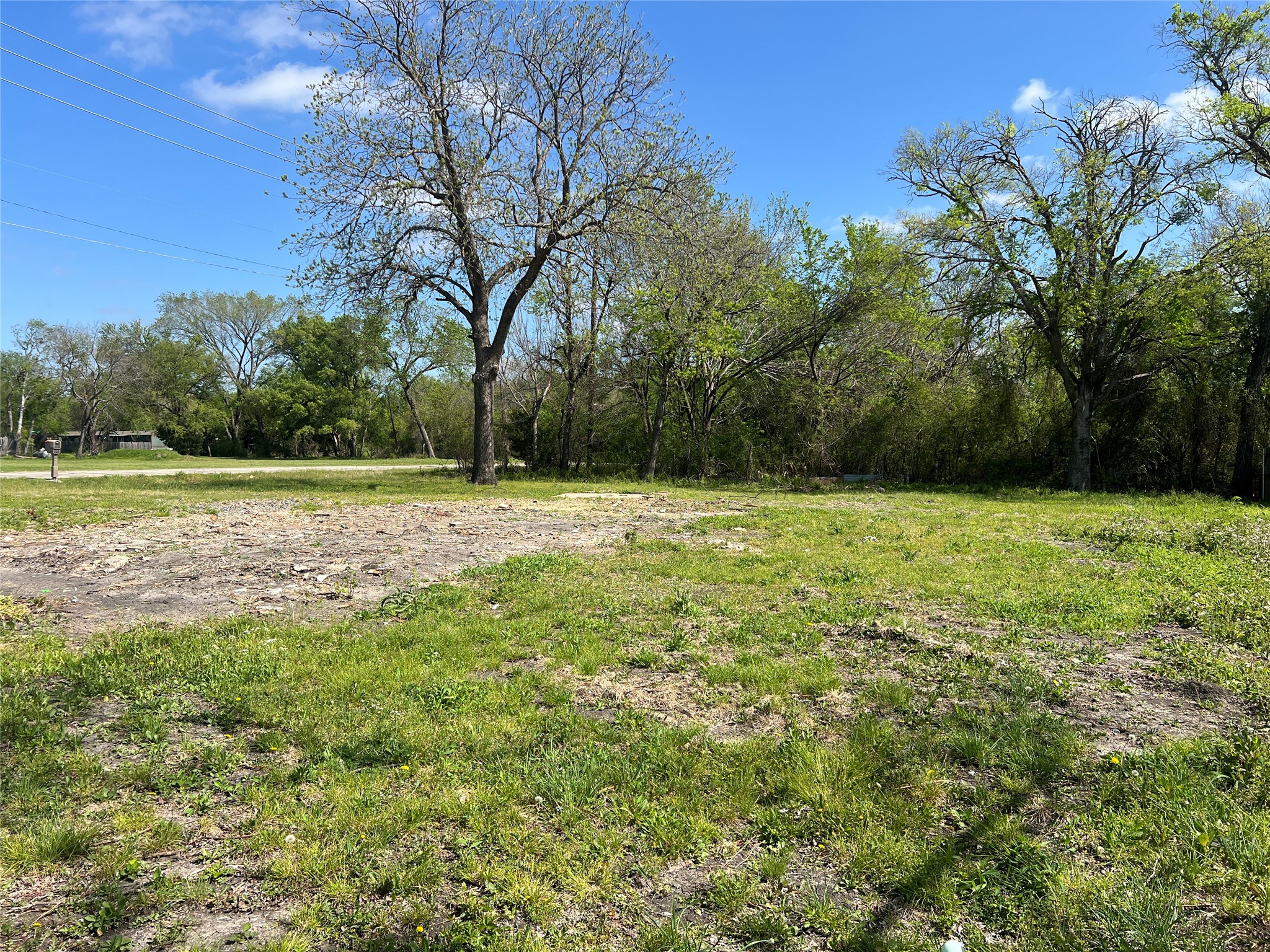 1001 E Buffalo Street Forney TX 75126