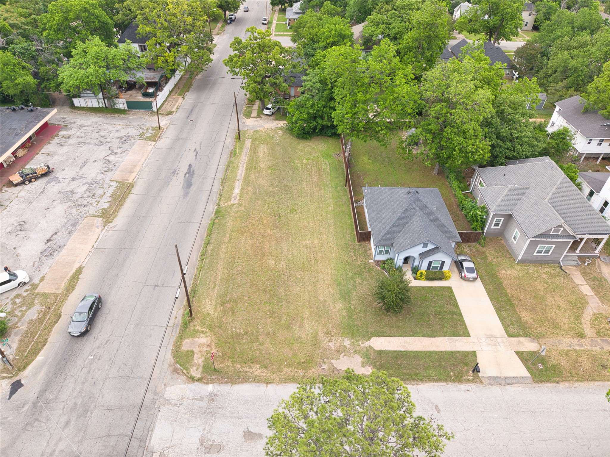 930 S Mirick Avenue Denison TX 75020