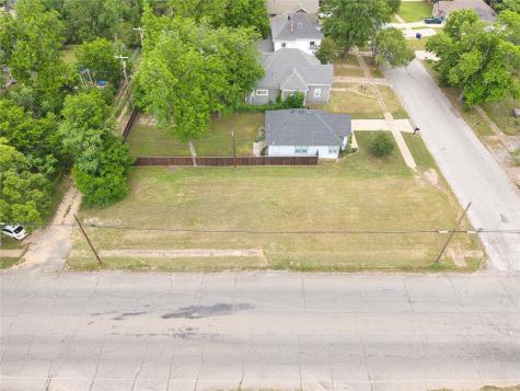 930 S Mirick Avenue Denison TX 75020
