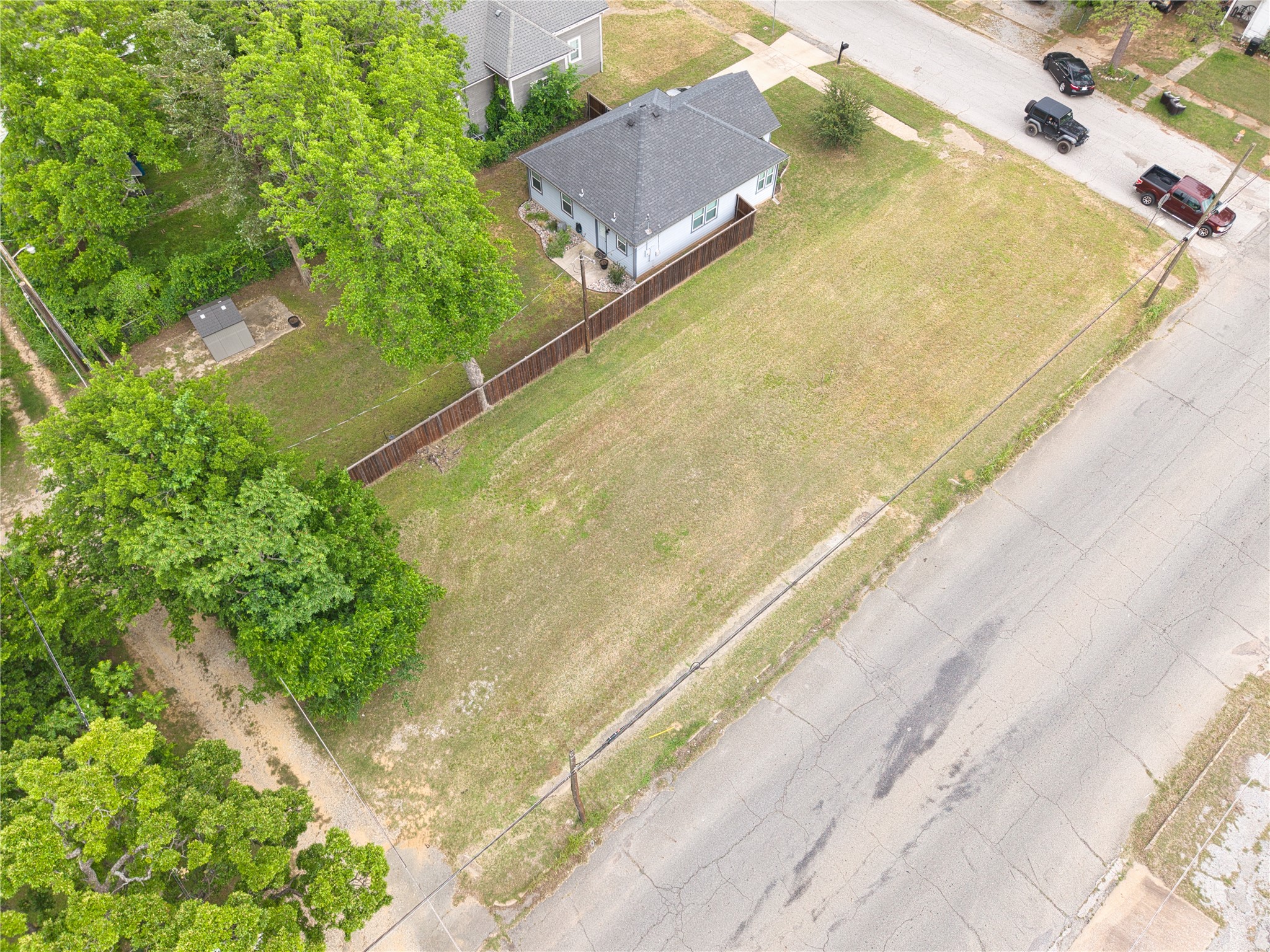 930 S Mirick Avenue Denison TX 75020