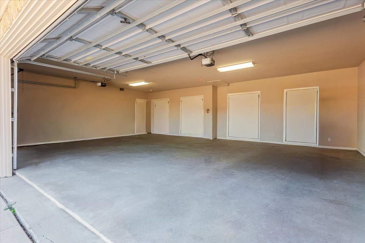 11918 Riek Road Krum TX 76249
