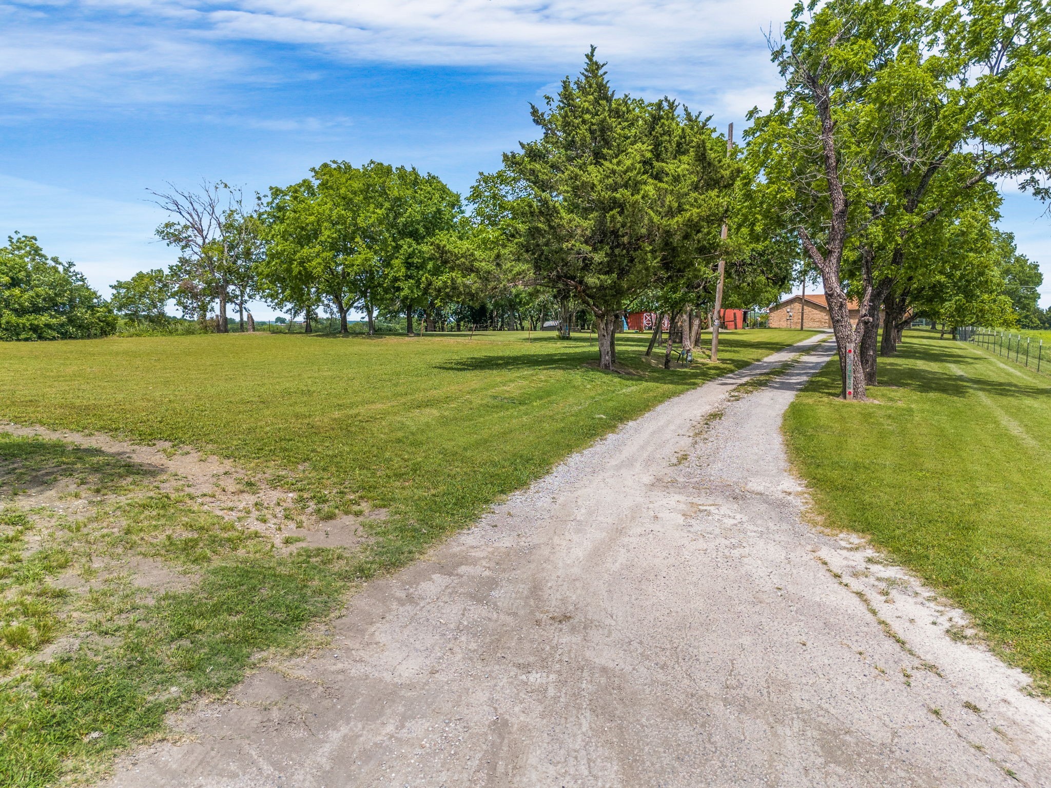 992 Tolson Avenue Van Alstyne TX 75495