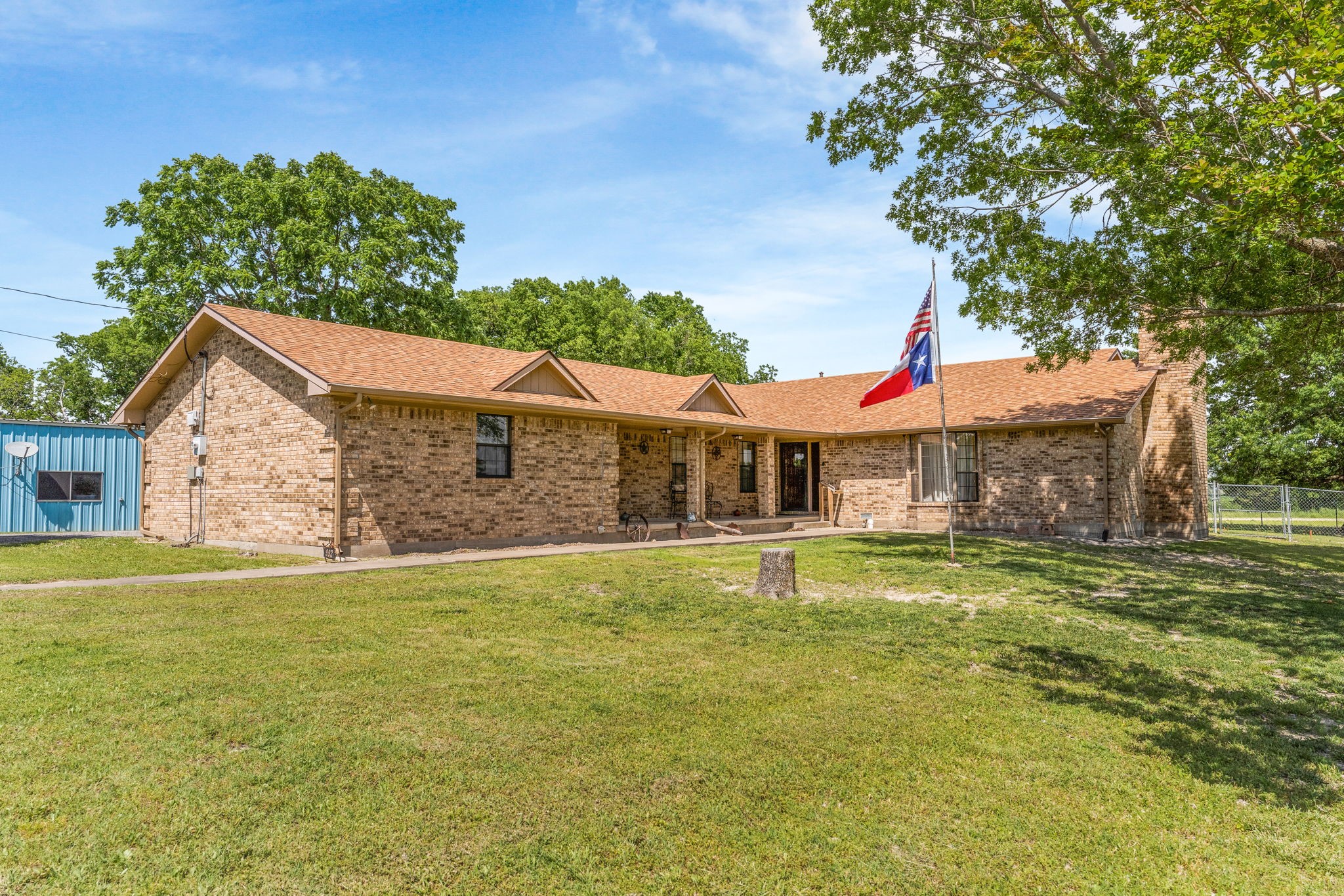 992 Tolson Avenue Van Alstyne TX 75495