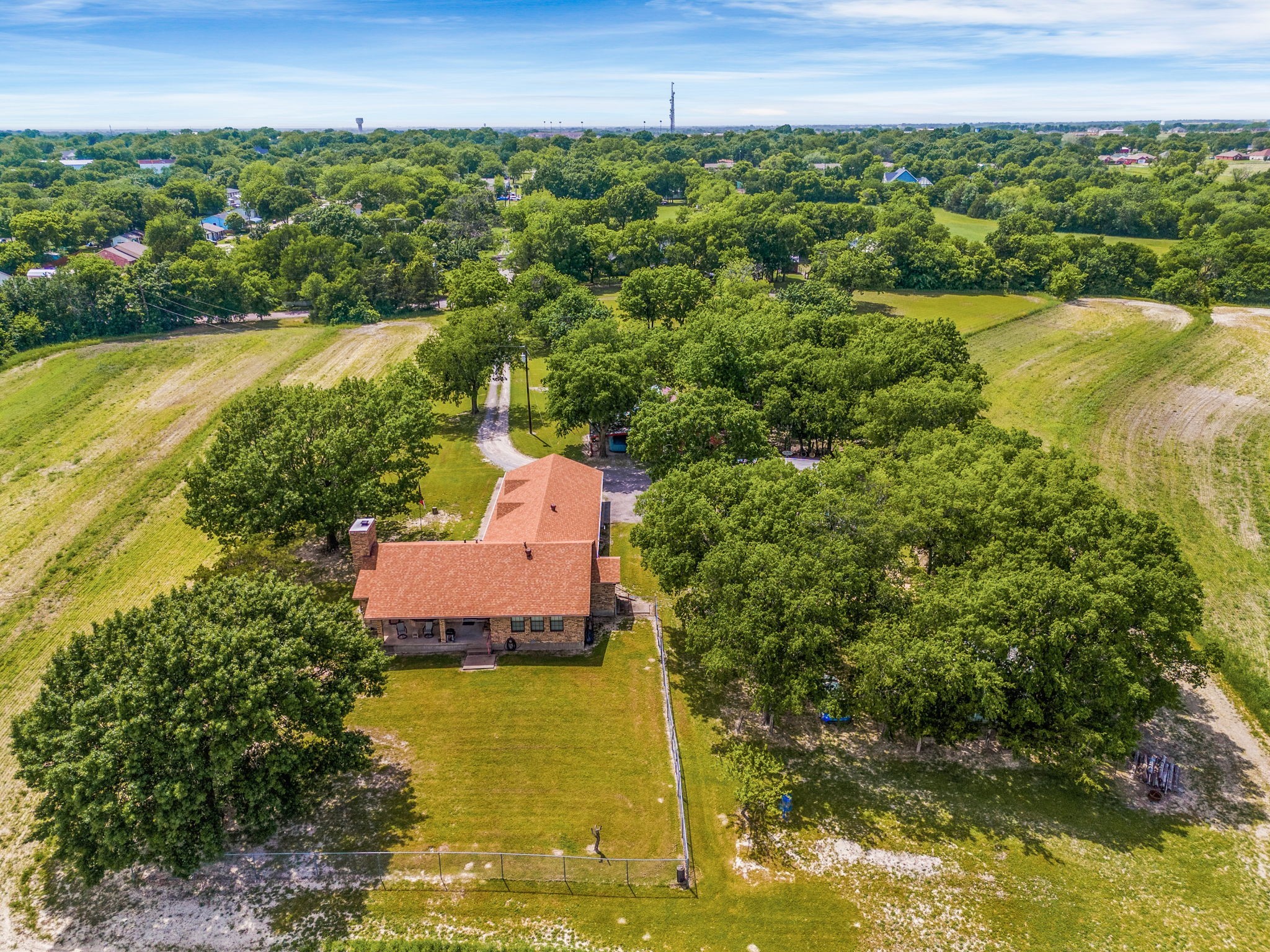 992 Tolson Avenue Van Alstyne TX 75495