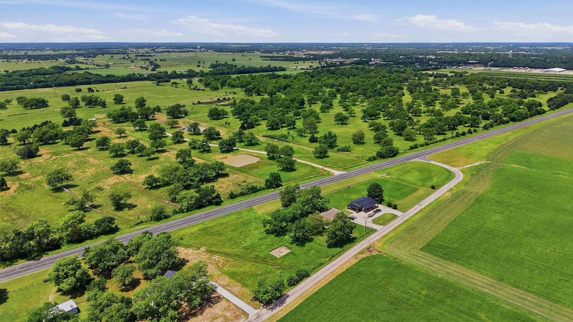 5283 Old Town Road Whitesboro TX 76273