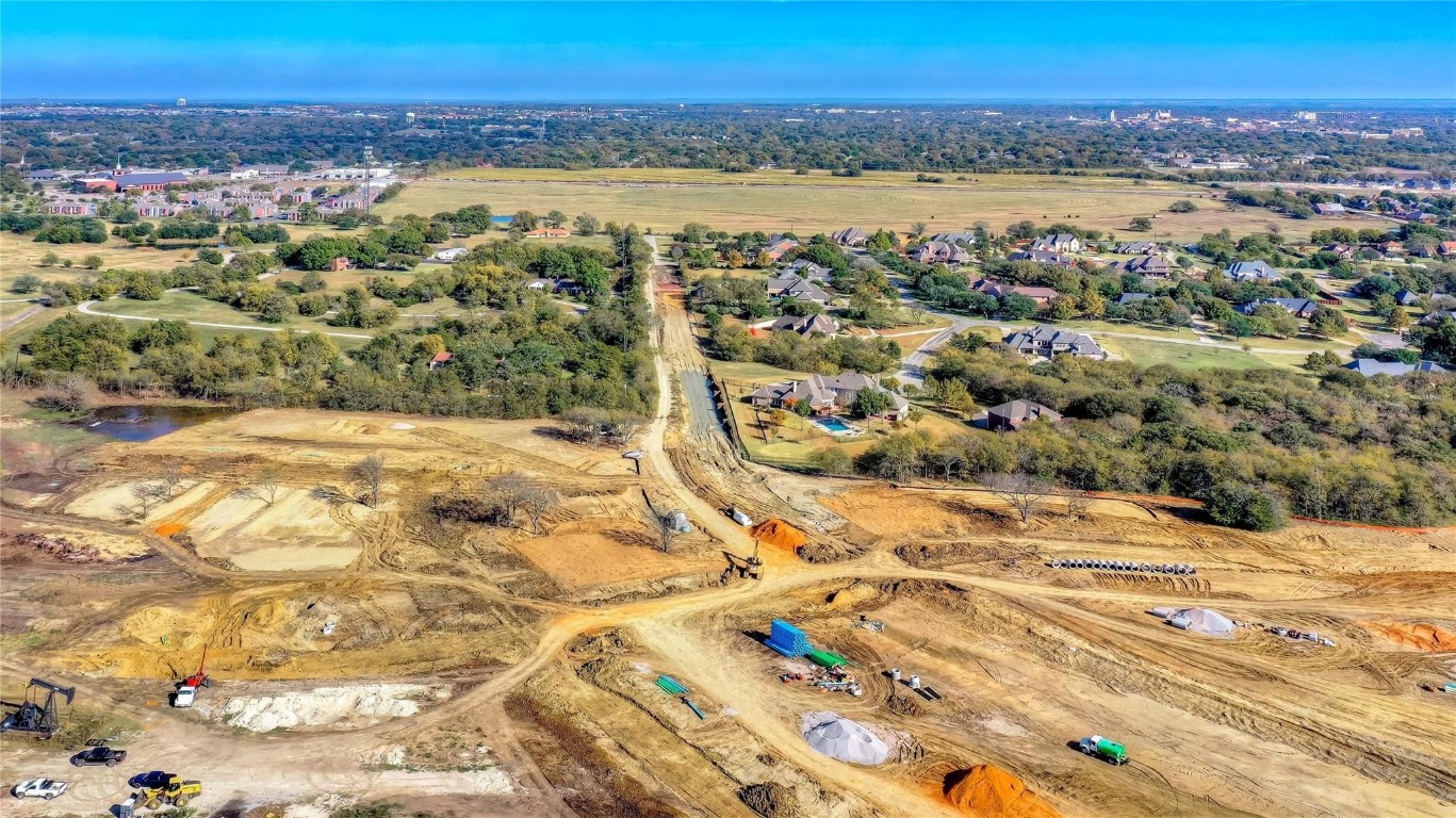 2708 Spring Lake Drive Sherman TX 75092