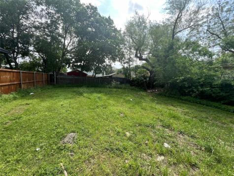 4126 Esmalda Street Dallas TX 75212