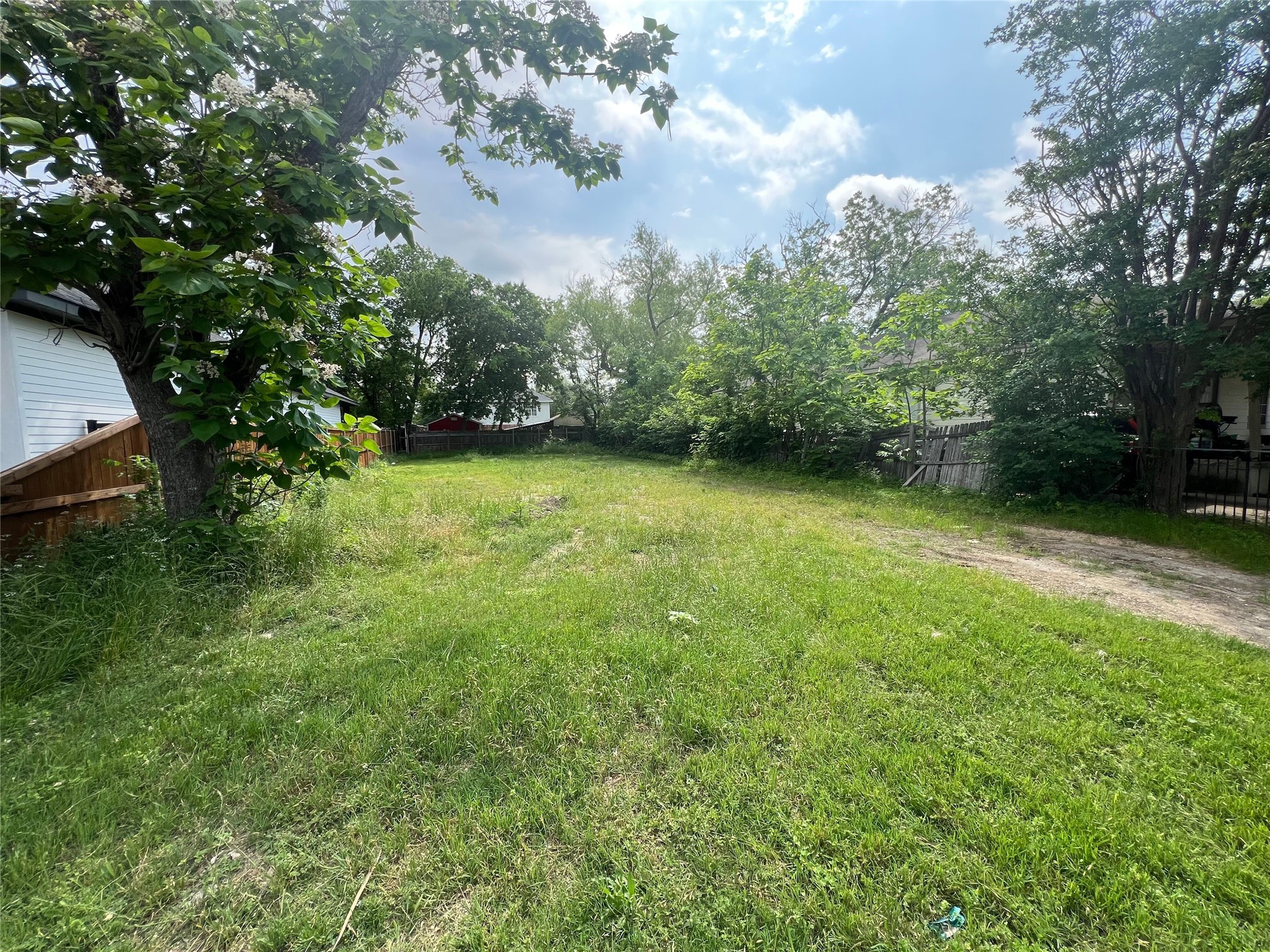 4126 Esmalda Street Dallas TX 75212