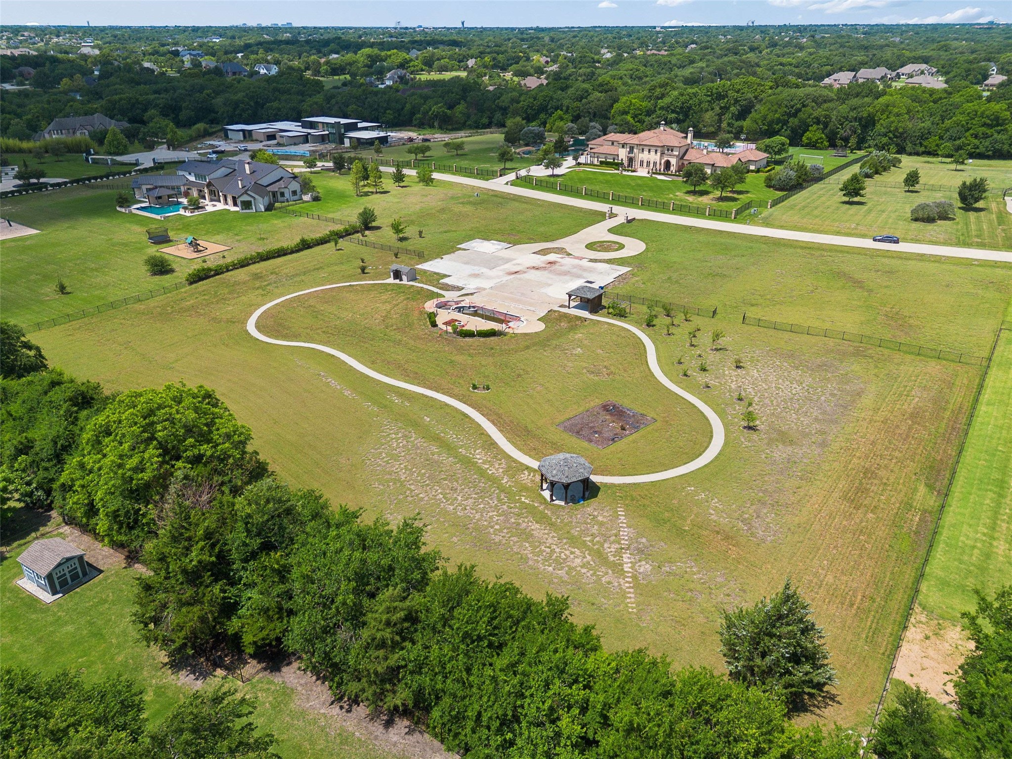 2400 Whispering Acres Lane Lucas TX 75002
