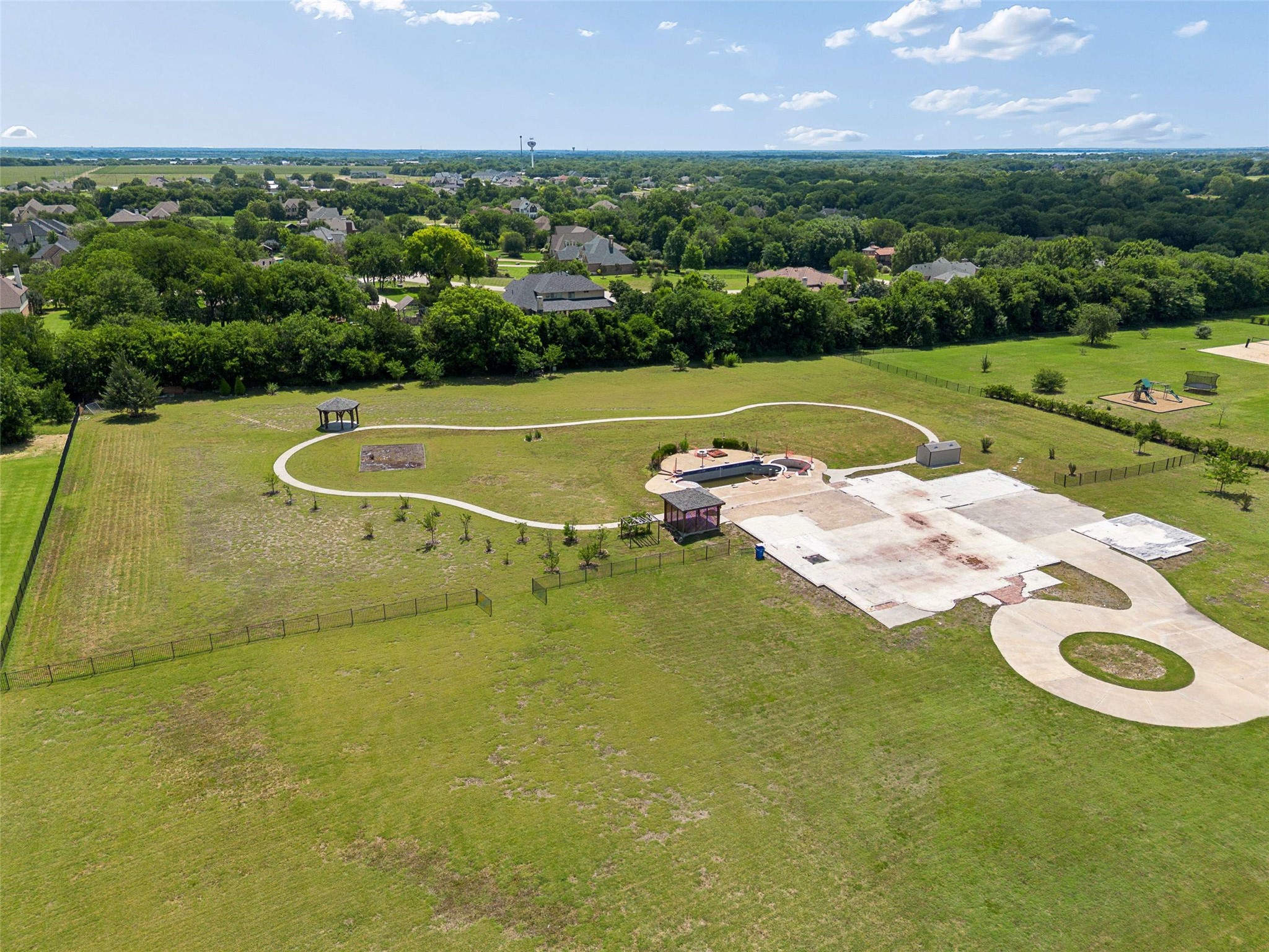 2400 Whispering Acres Lane Lucas TX 75002