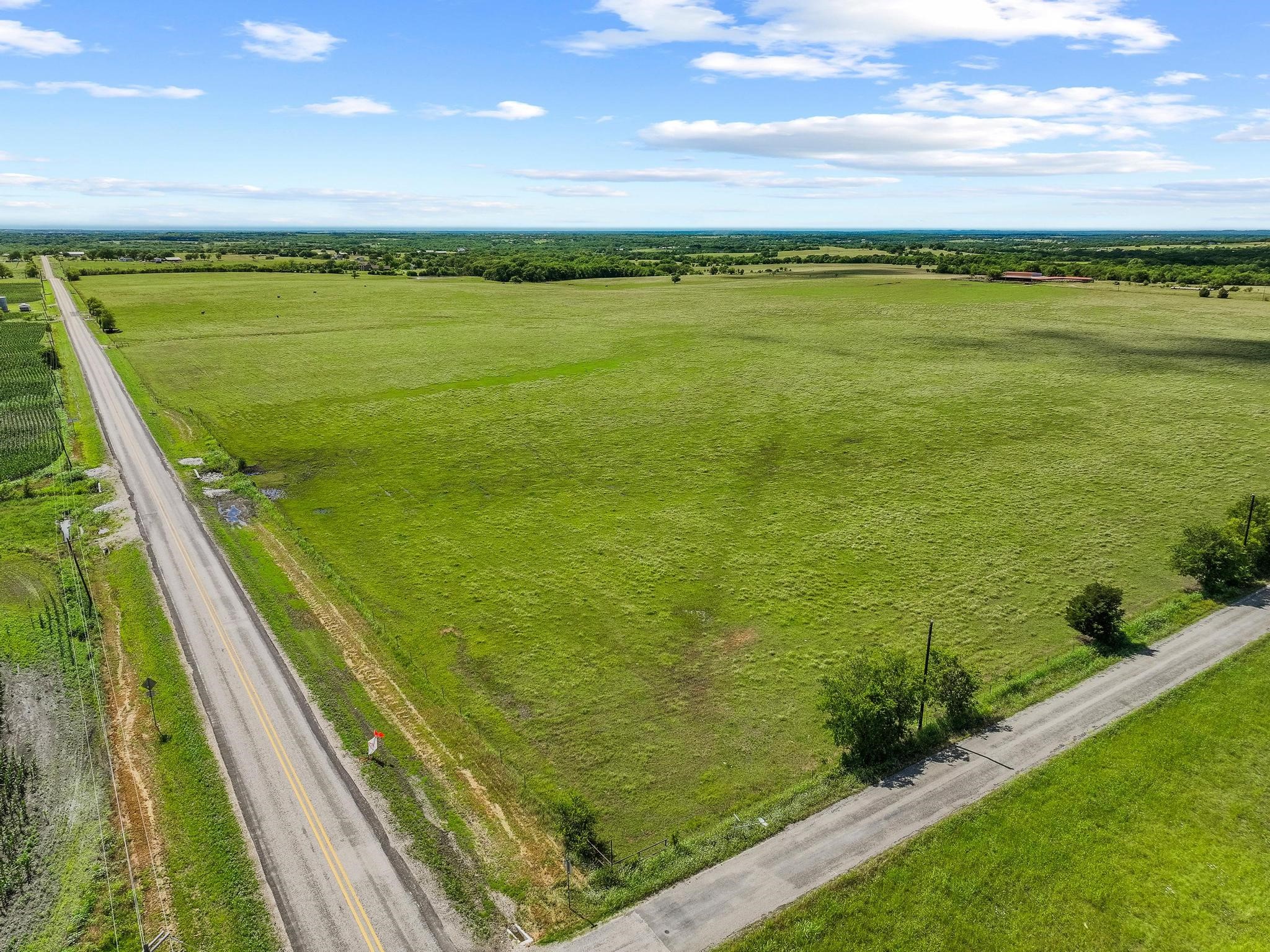 0000 Fm 697 Whitewright TX 75491