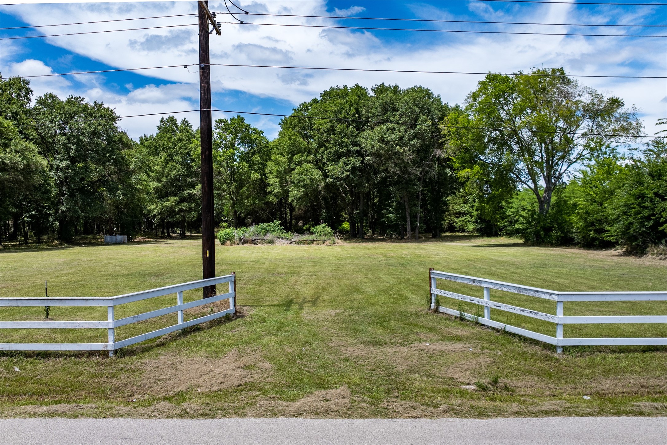 212 E Will White Road Tool TX 75143