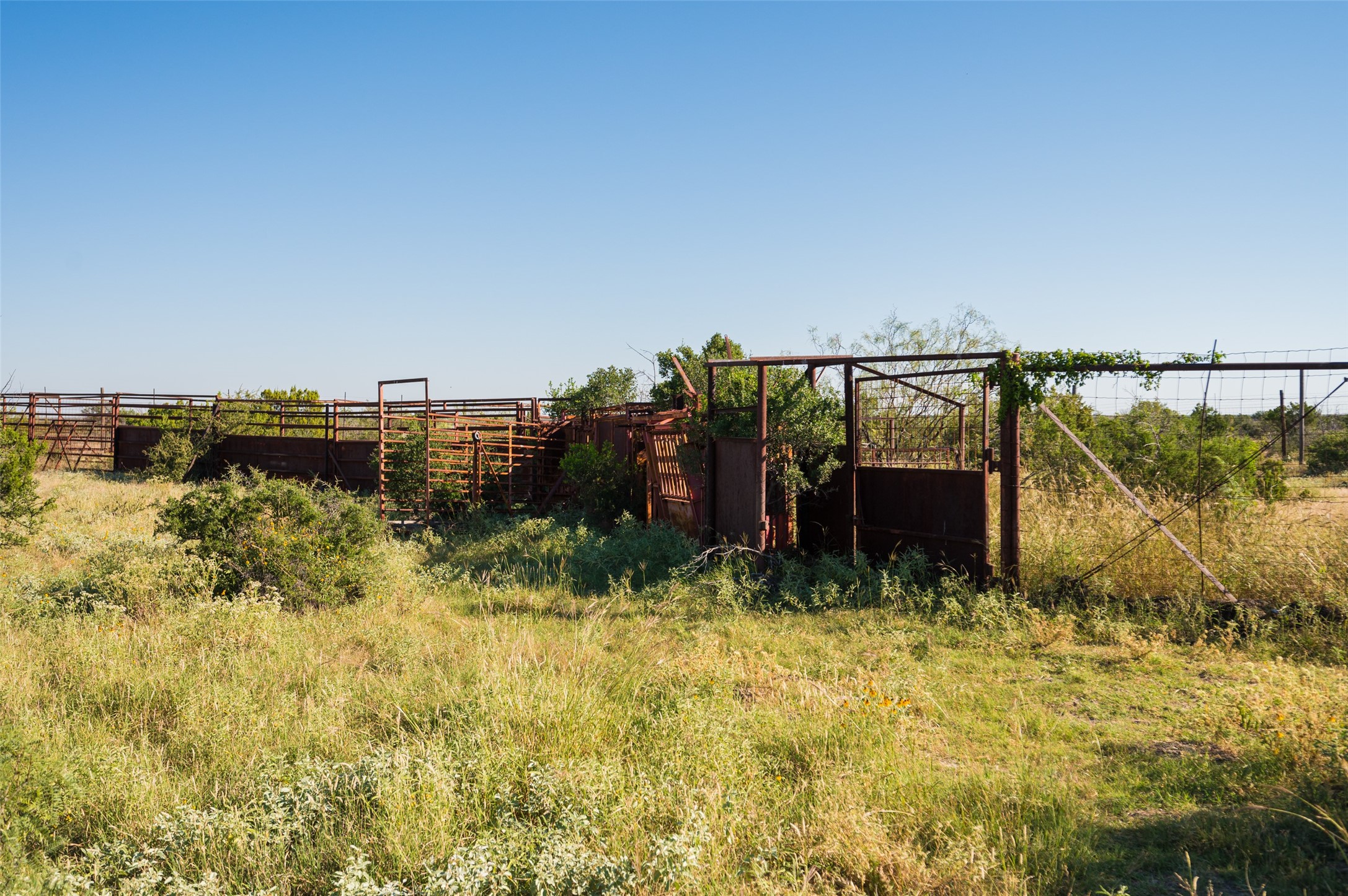 000 Fm 2400 And 349 Sanderson TX 79781