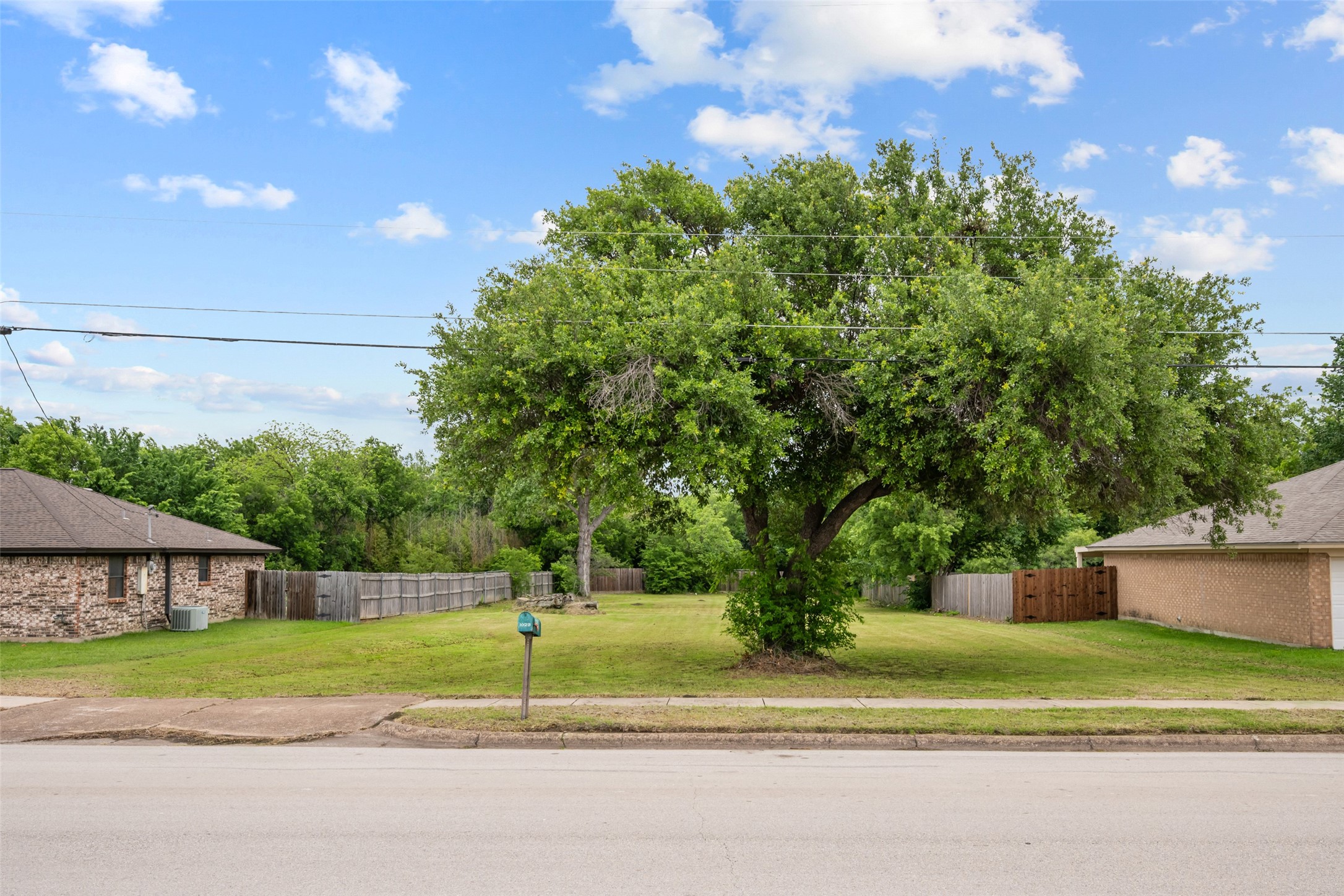 1023 Bryant Street Benbrook TX 76126