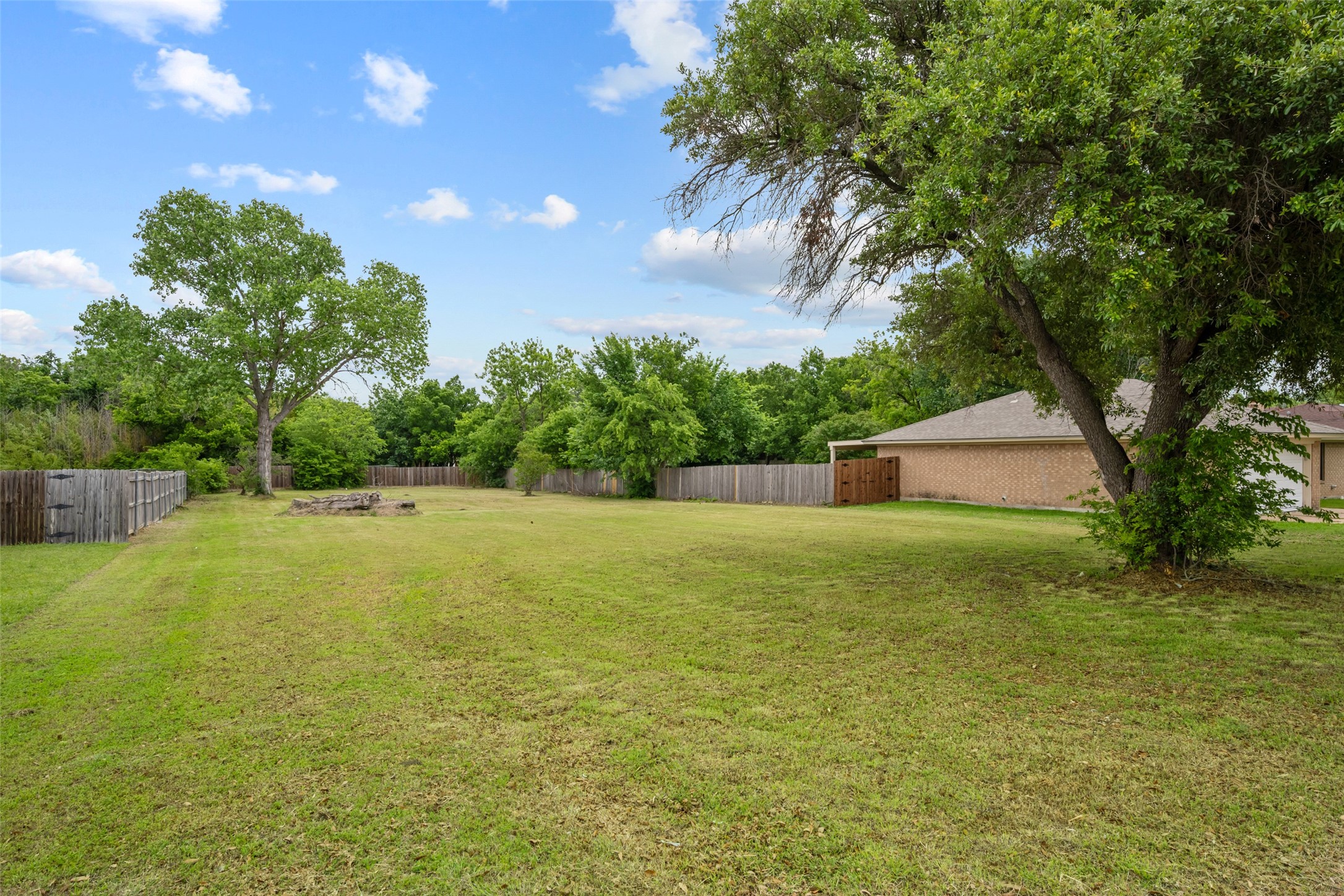1023 Bryant Street Benbrook TX 76126