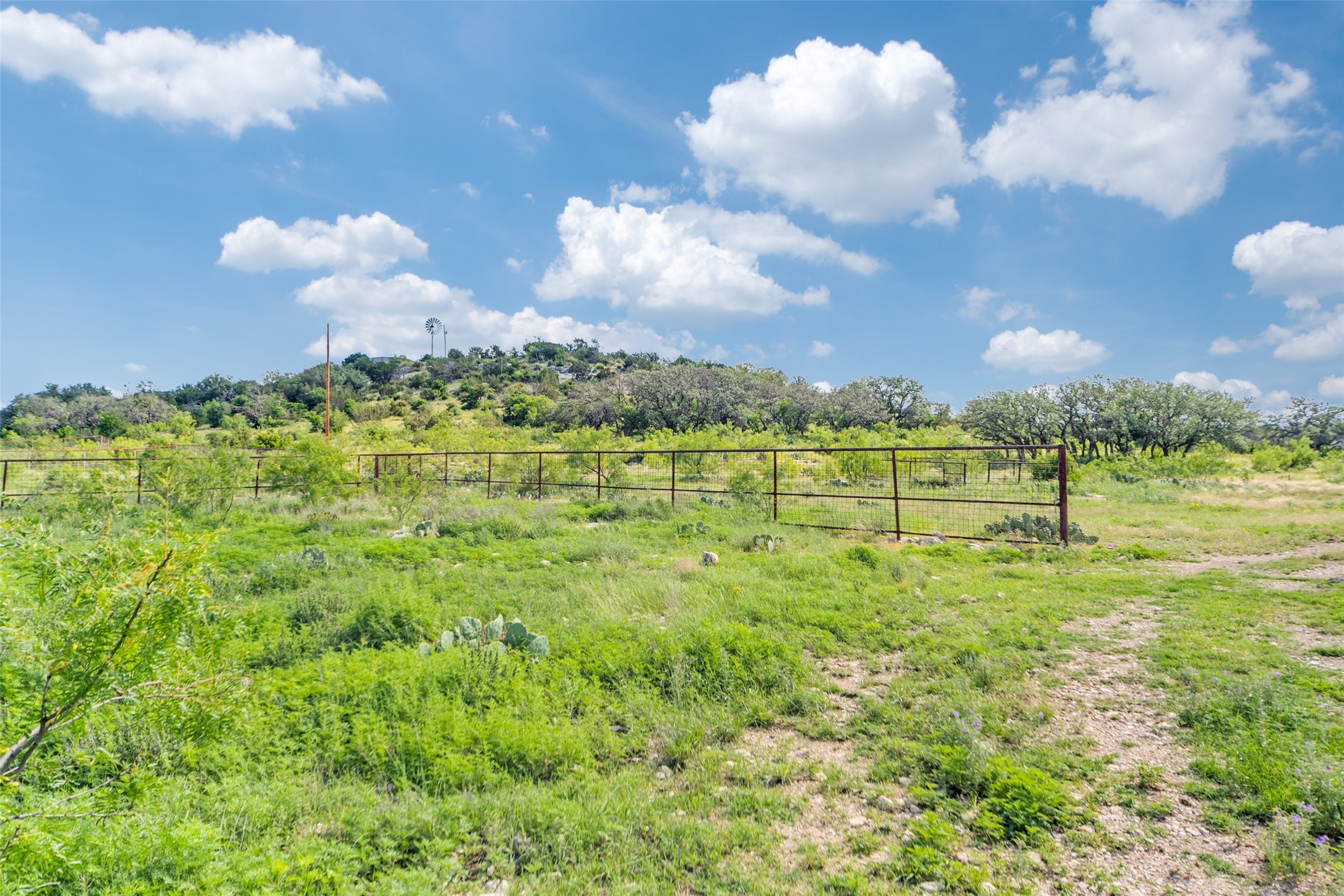 2200 Private Road 3312 Sonora TX 76950