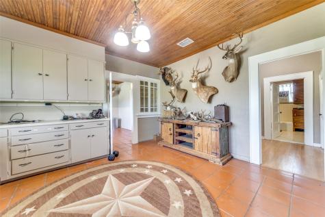 2200 Private Road 3312 Sonora TX 76950