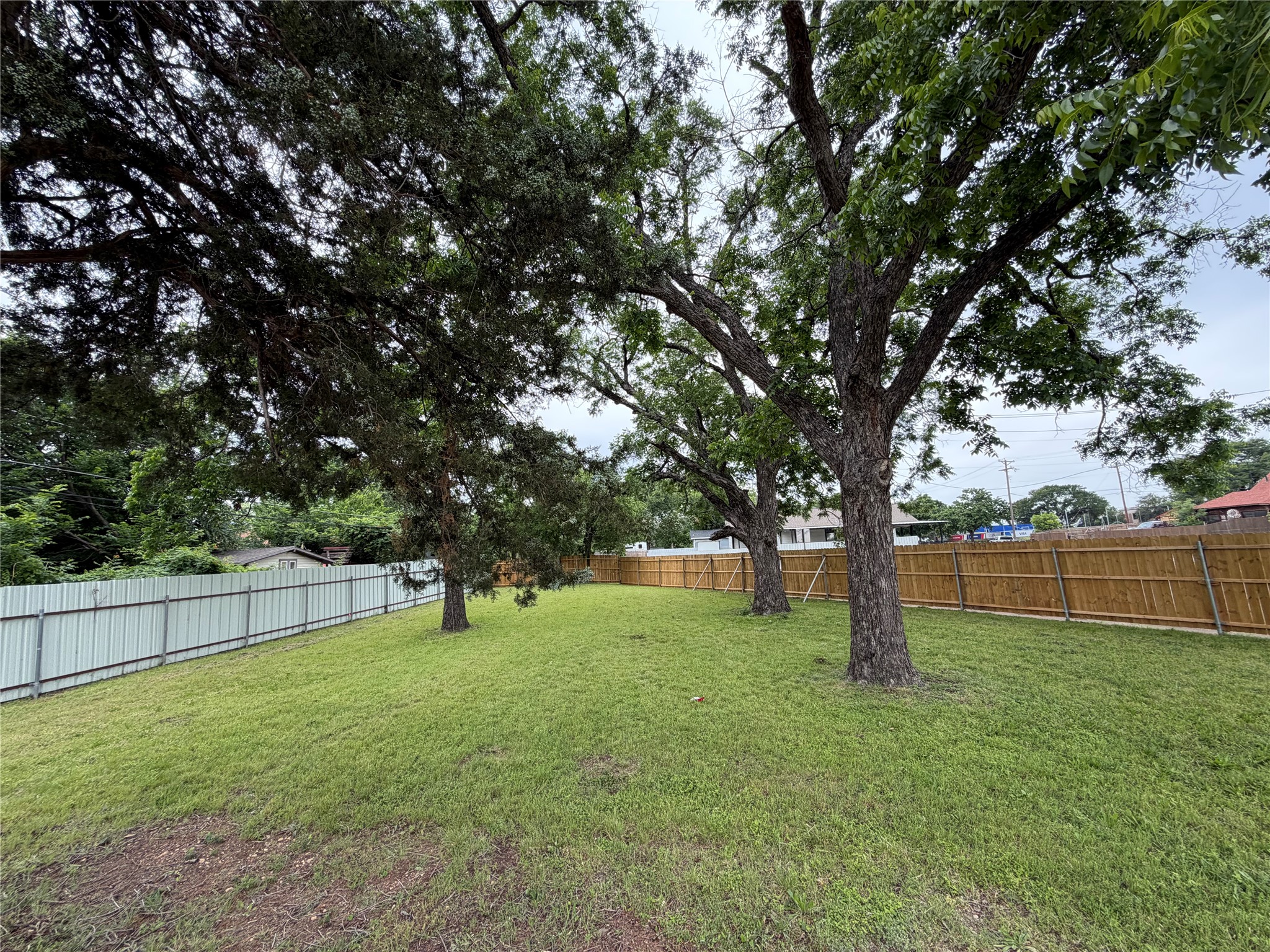 1264 E Maddox Avenue Fort Worth TX 76104