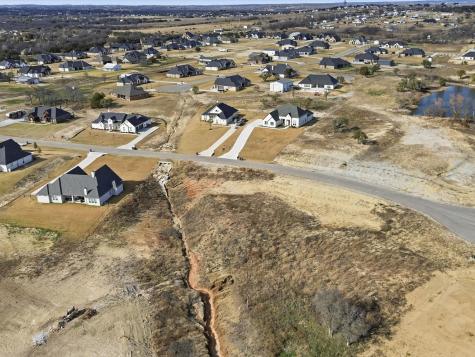 826 Wind River Pass Azle TX 76020