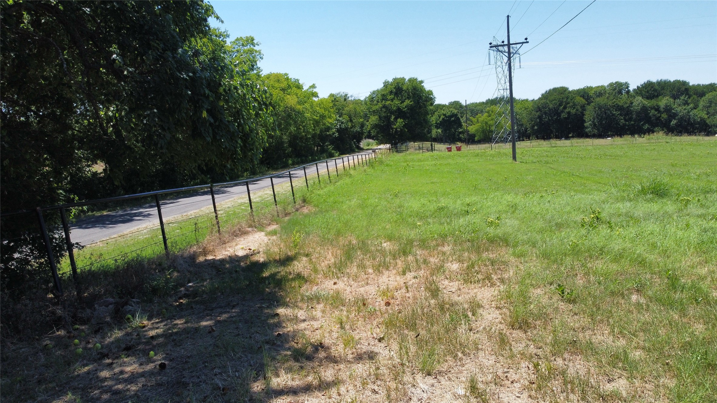 Tbd Lovers Lane Bells TX 75414