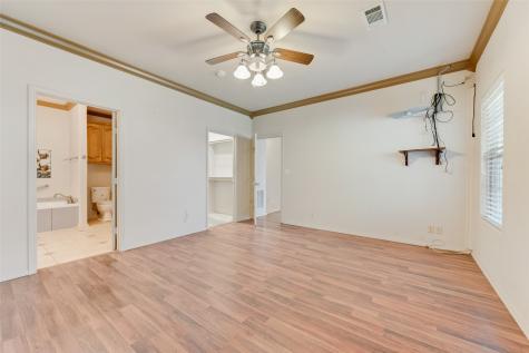 9913 Fm 740 Mesquite TX 75126