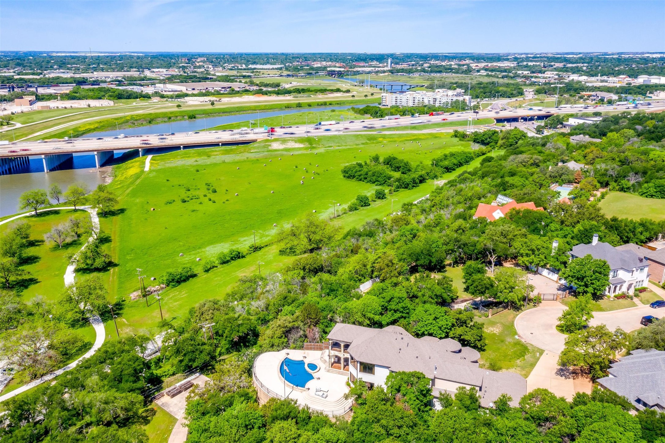 1001 Brae Court Fort Worth TX 76111