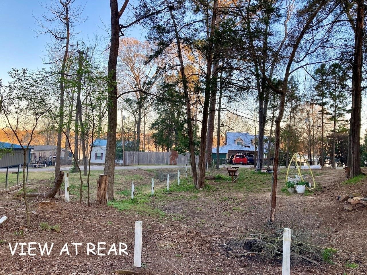 262 E Walnut Trail Murchison TX 75778