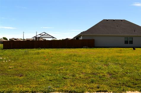 325 Preston Road Mabank TX 75147