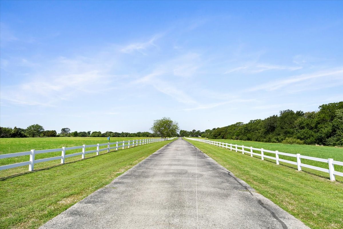 800 Fox Hollow Lane Oak Point TX 75068
