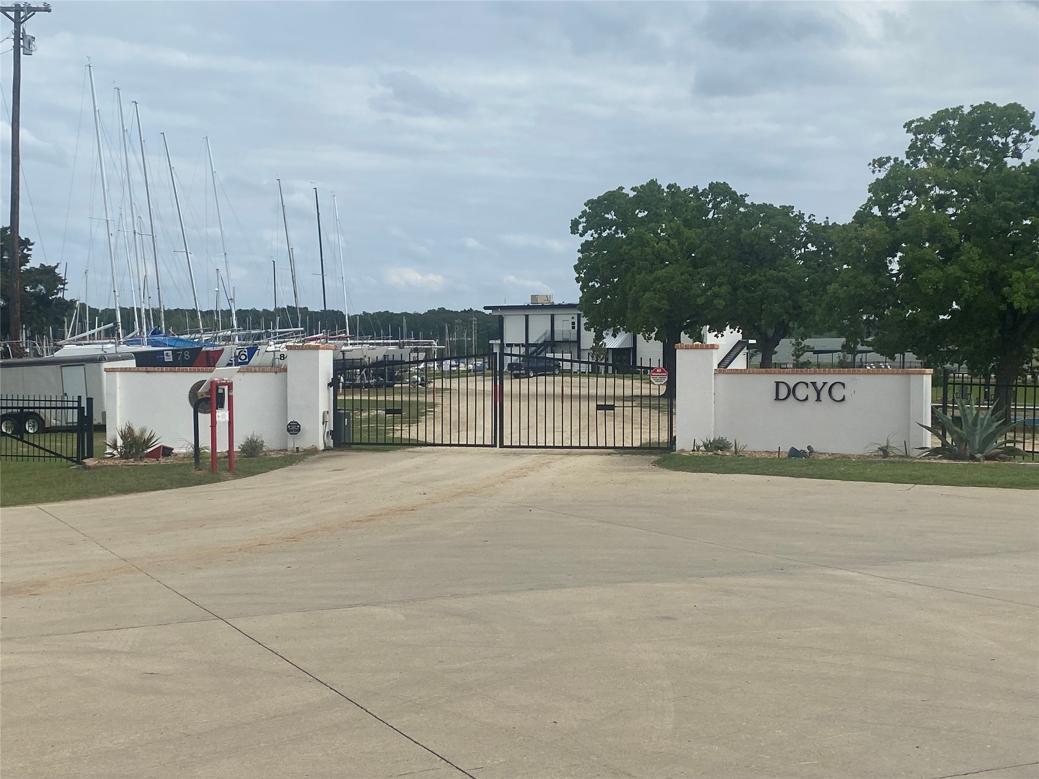 800 Fox Hollow Lane Oak Point TX 75068