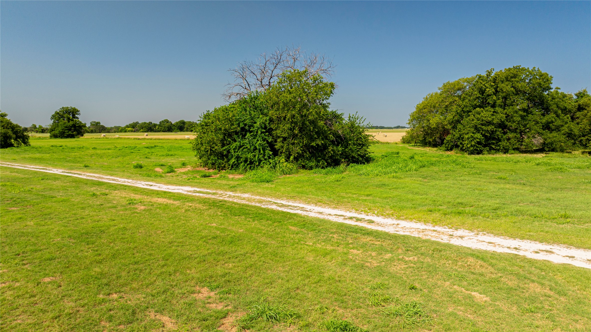 12520 Fm 455 E Pilot Point TX 76258