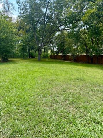 701 N Neal Street Commerce TX 75428
