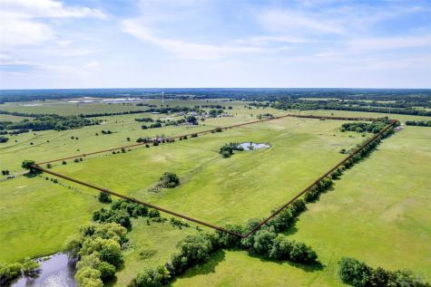 1132 County Road 1525 Ector TX 75439