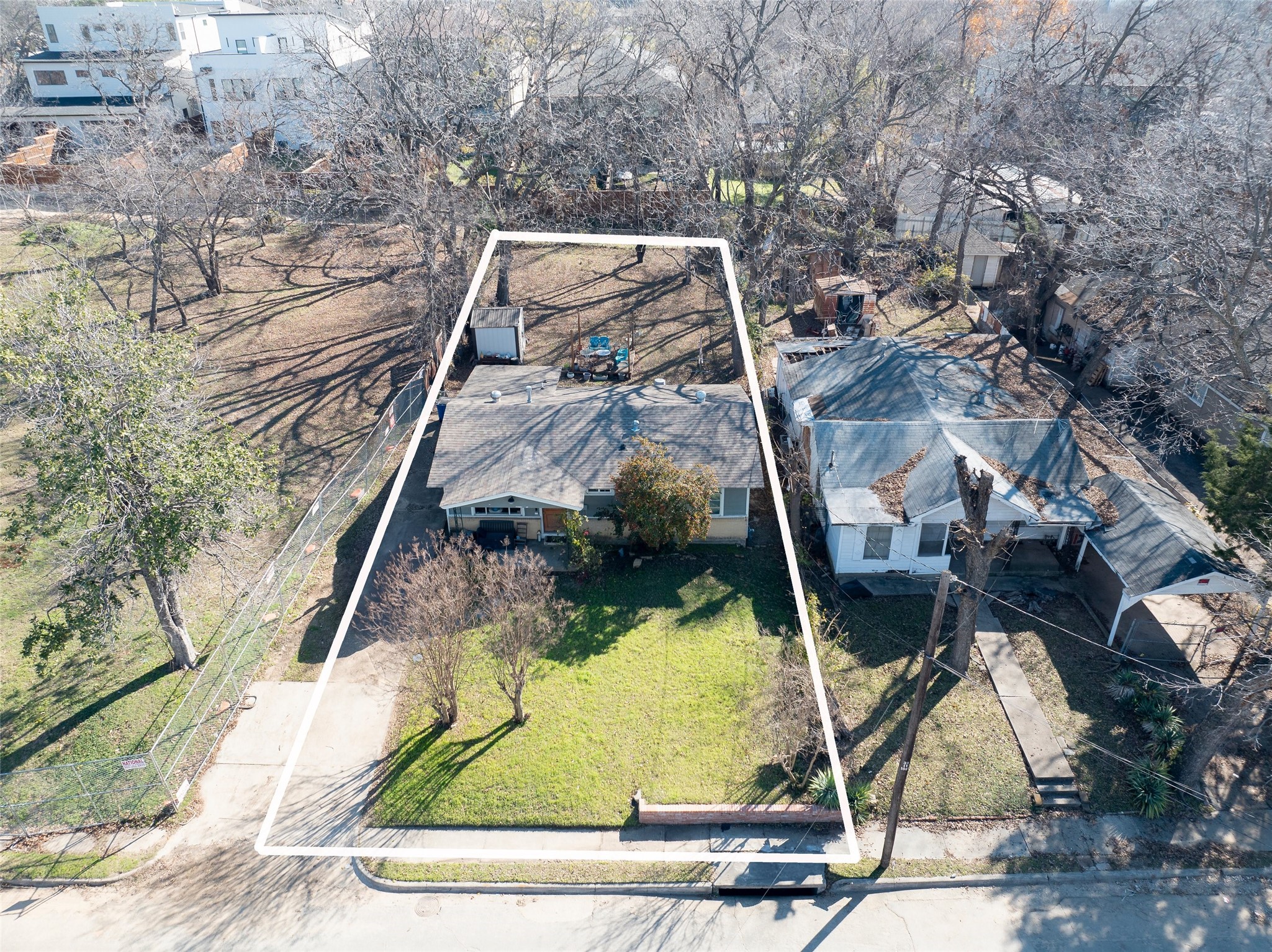 2334 Arroyo Avenue Dallas TX 75219