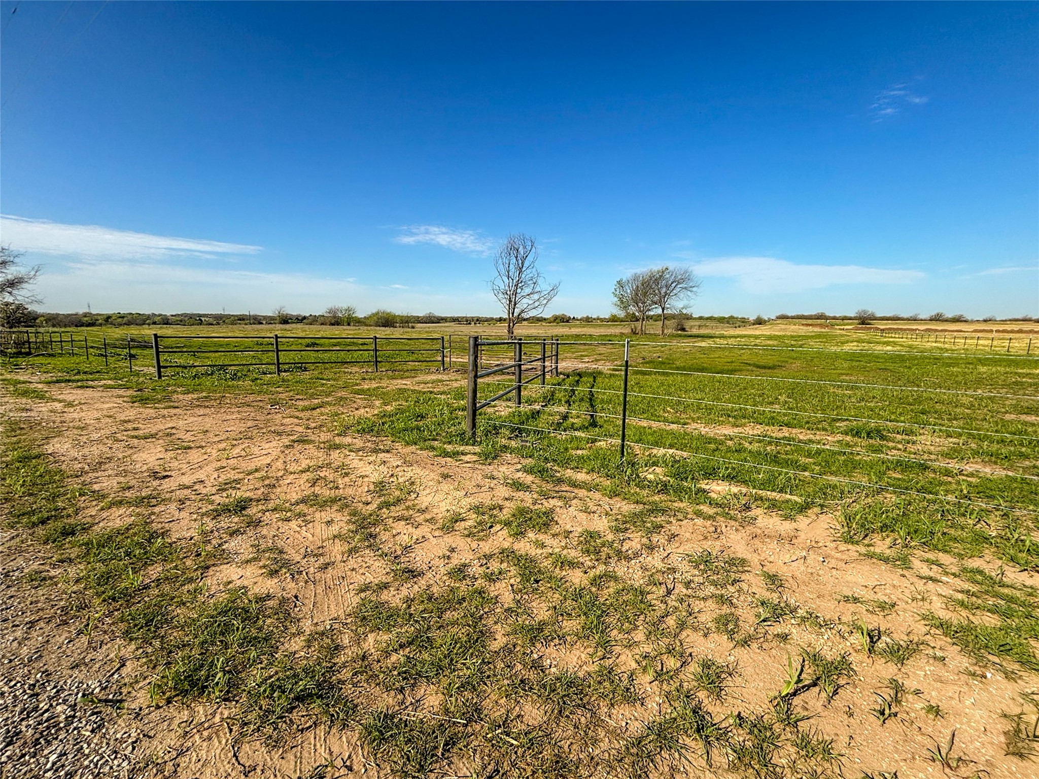 384 Cr-1475 Alvord TX 76225