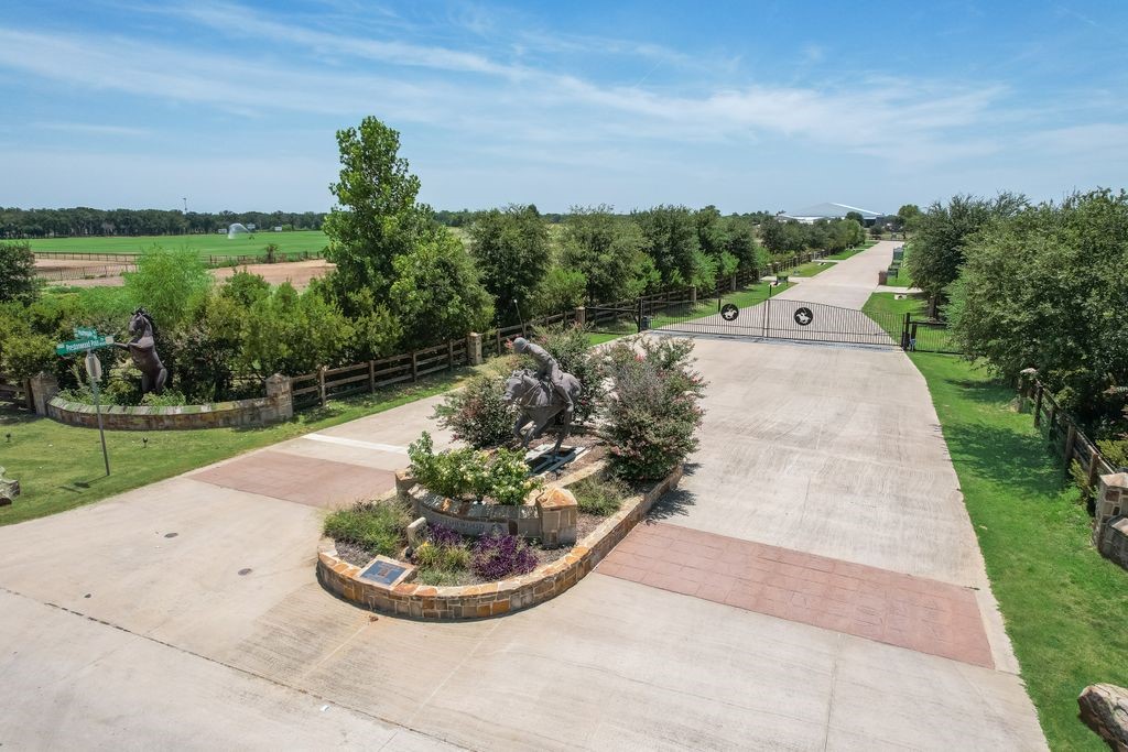 521 Martingale Trail Oak Point TX 75068