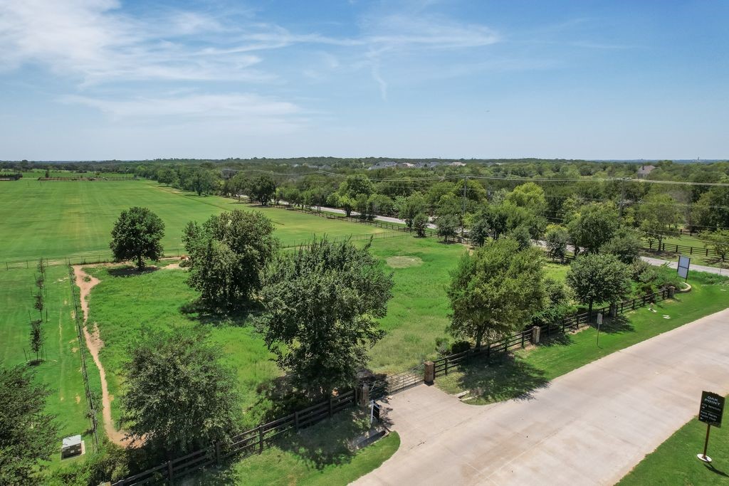 521 Martingale Trail Oak Point TX 75068