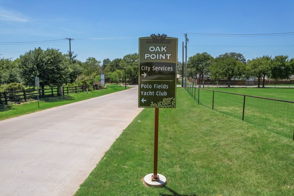 521 Martingale Trail Oak Point TX 75068