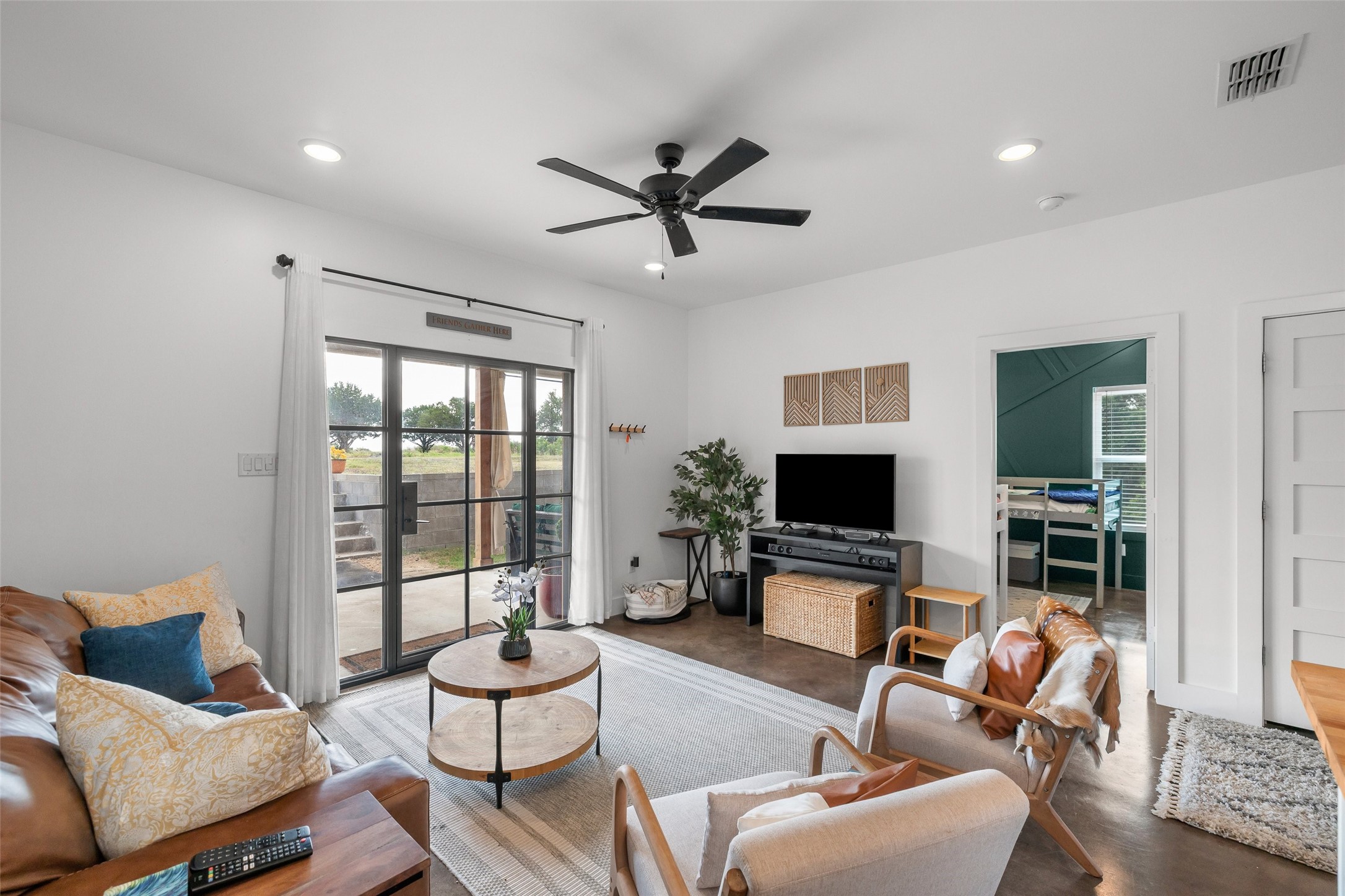 4092 Overlook Way Weatherford TX 76085