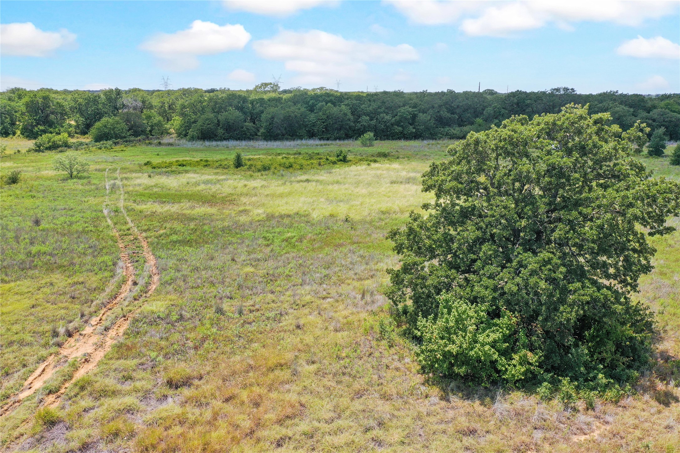 8818 S 281 Highway Perrin TX 76486